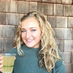 Meet your Posher, Stephanie